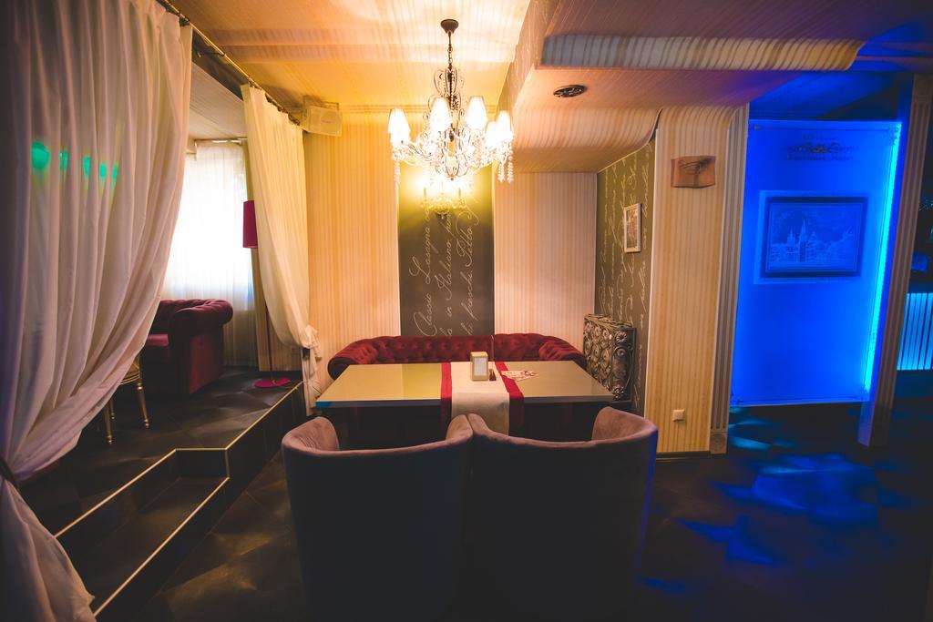 Weekend Boutique Hotel Кишинев Екстериор снимка