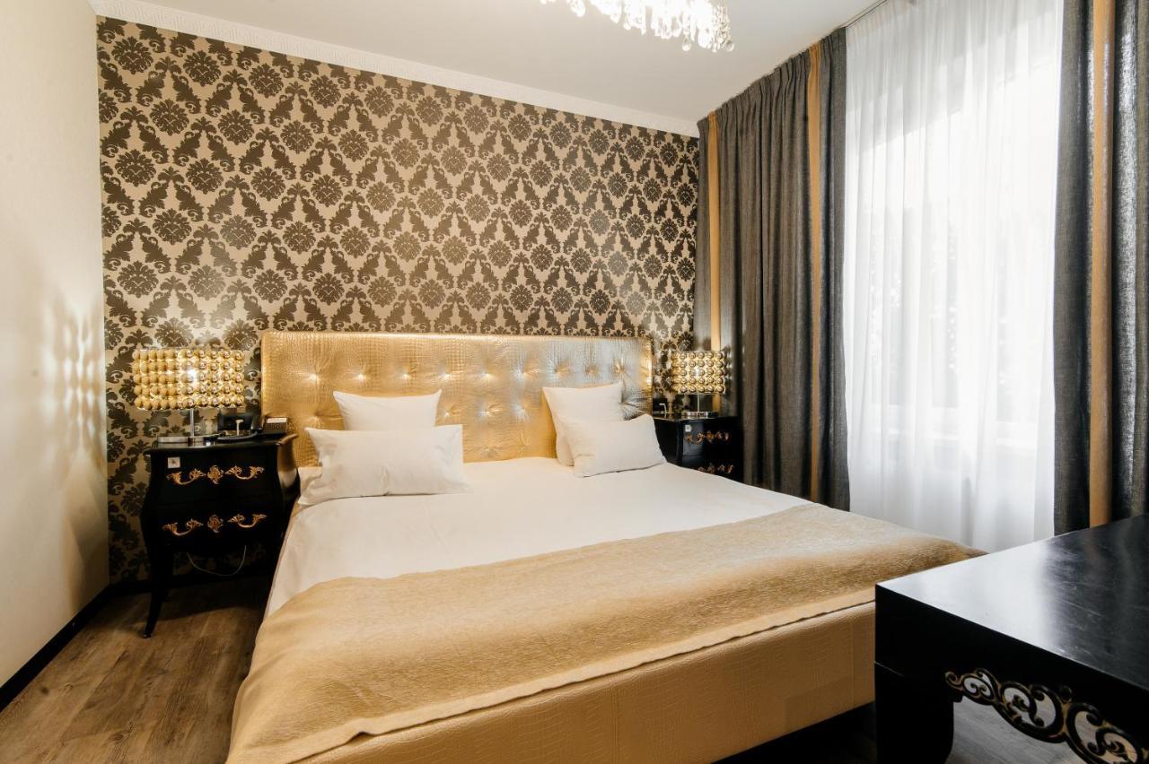Weekend Boutique Hotel Кишинев Екстериор снимка