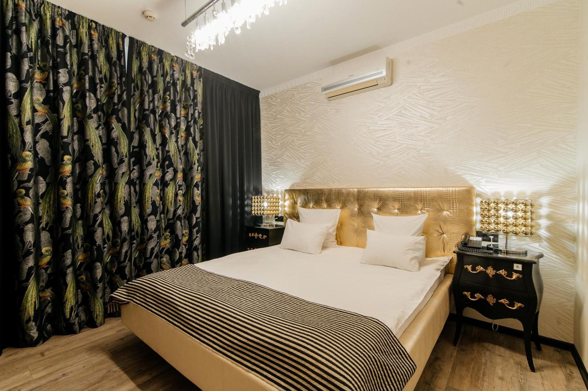 Weekend Boutique Hotel Кишинев Екстериор снимка
