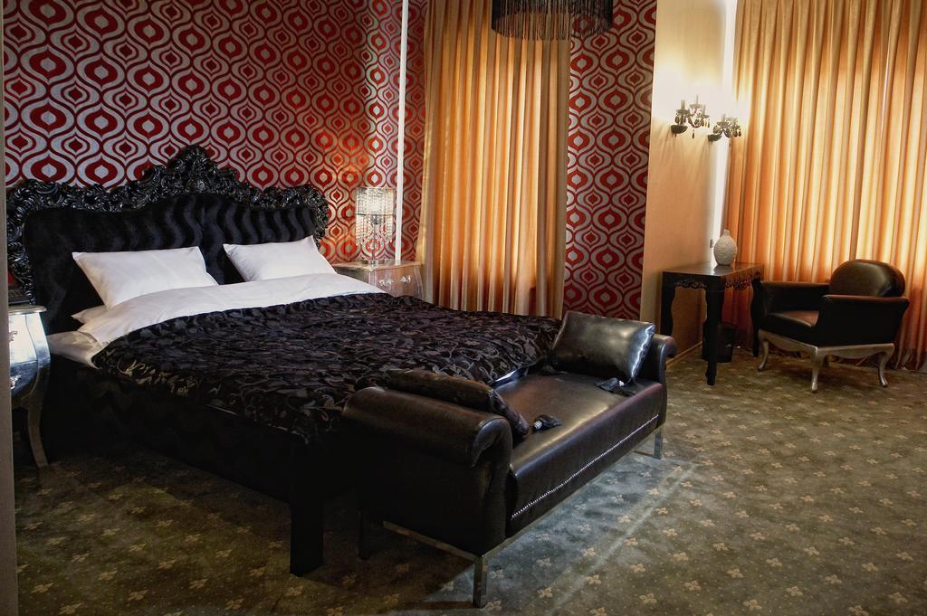 Weekend Boutique Hotel Кишинев Екстериор снимка