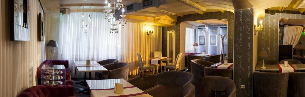 Weekend Boutique Hotel Кишинев Екстериор снимка