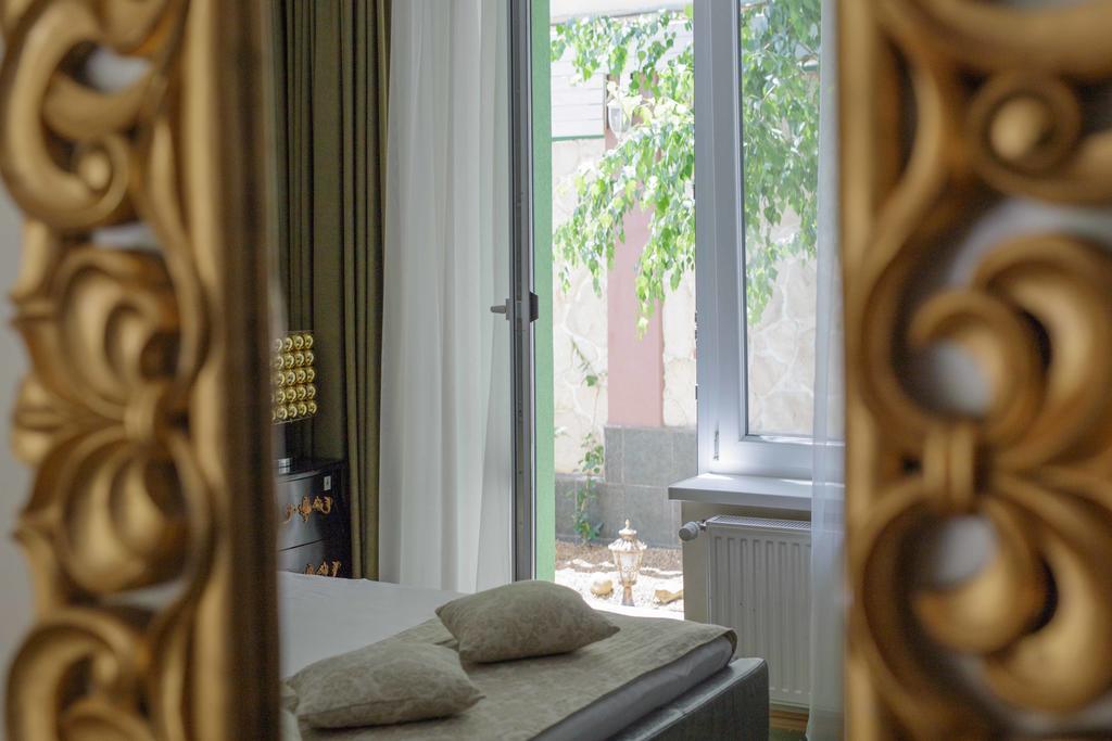 Weekend Boutique Hotel Кишинев Екстериор снимка
