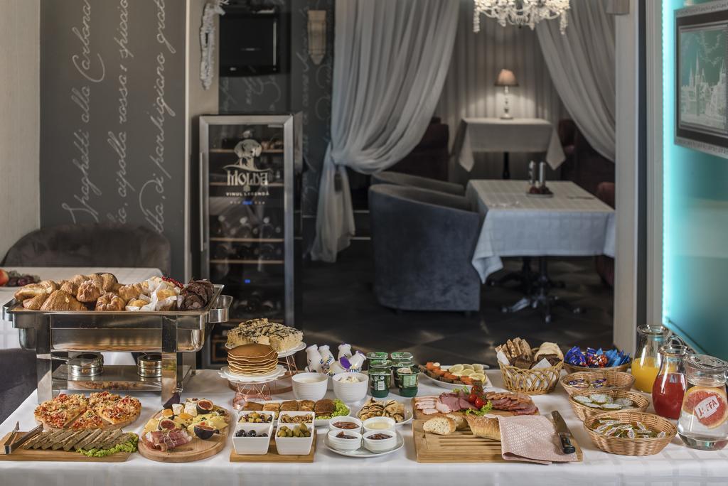 Weekend Boutique Hotel Кишинев Екстериор снимка