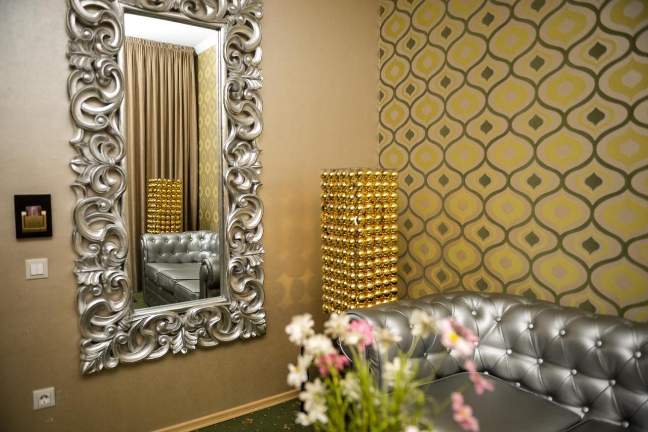 Weekend Boutique Hotel Кишинев Екстериор снимка
